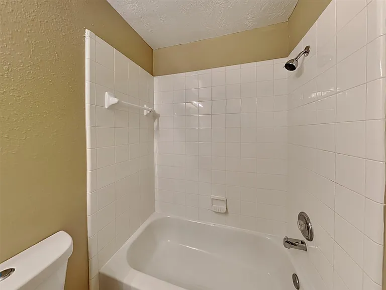 3523 Pine Valley Dr — Photo 14