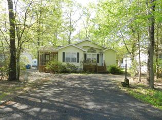 8 Spruce Ct, Ocean Pines, MD 21811