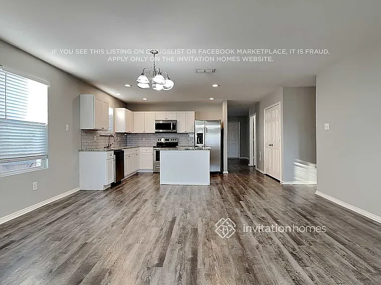 112 Abelia Dr — Photo 7