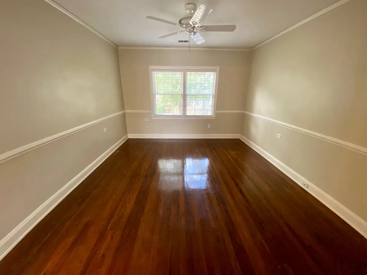 Building Photo - 4103 Devine St #F8