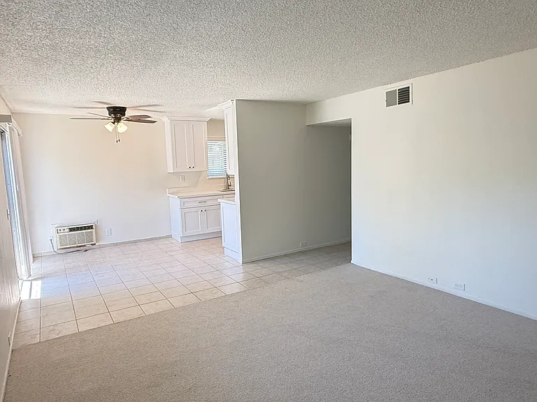 190 Sierra Dr #C — Photo 8