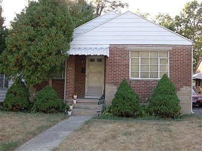 1st image of 1555 Canfield Ave