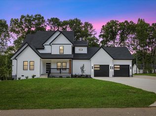 123-125 Ottawa Dr, Louisburg, NC 27549