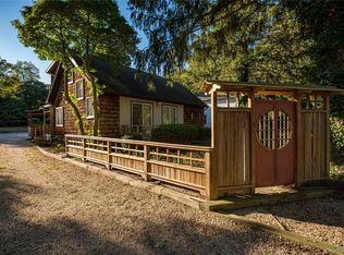 424 Evergreen Ave, Hauppauge, NY 11788