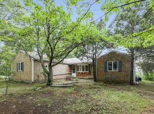 8 Eldredge Dr, North Falmouth, MA 02556