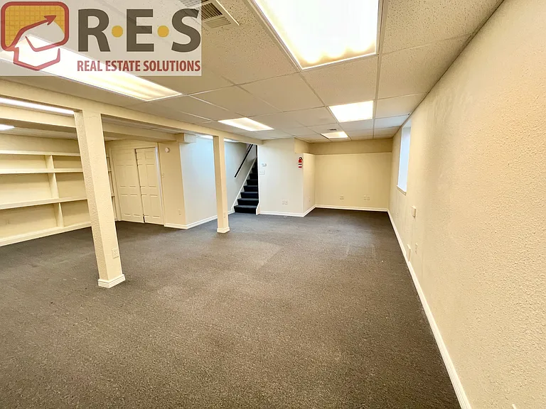 2723 S Otis St — Photo 23