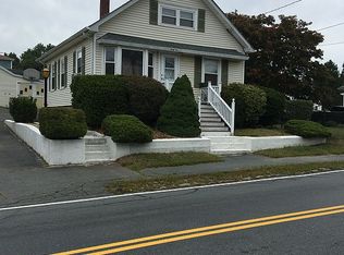 45 Slocum St, Acushnet, MA 02743