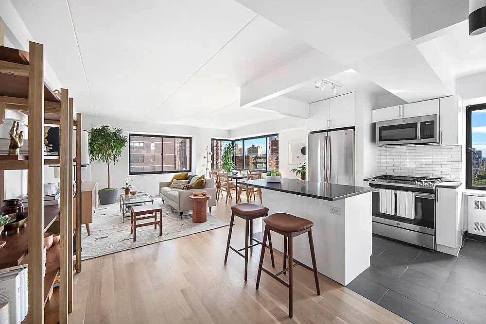 200 East 87th Street — Photo 1