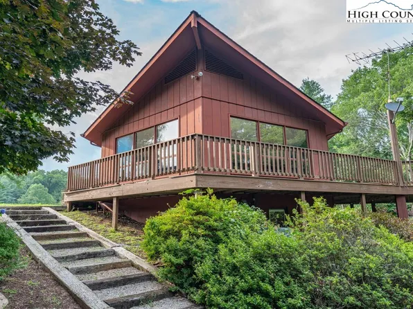 835 Ridge Road, Spruce Pine, NC 28777