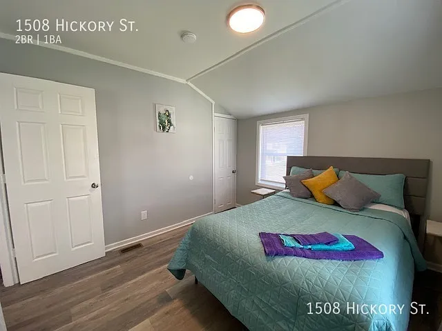 1508 Hickory St — Photo 17