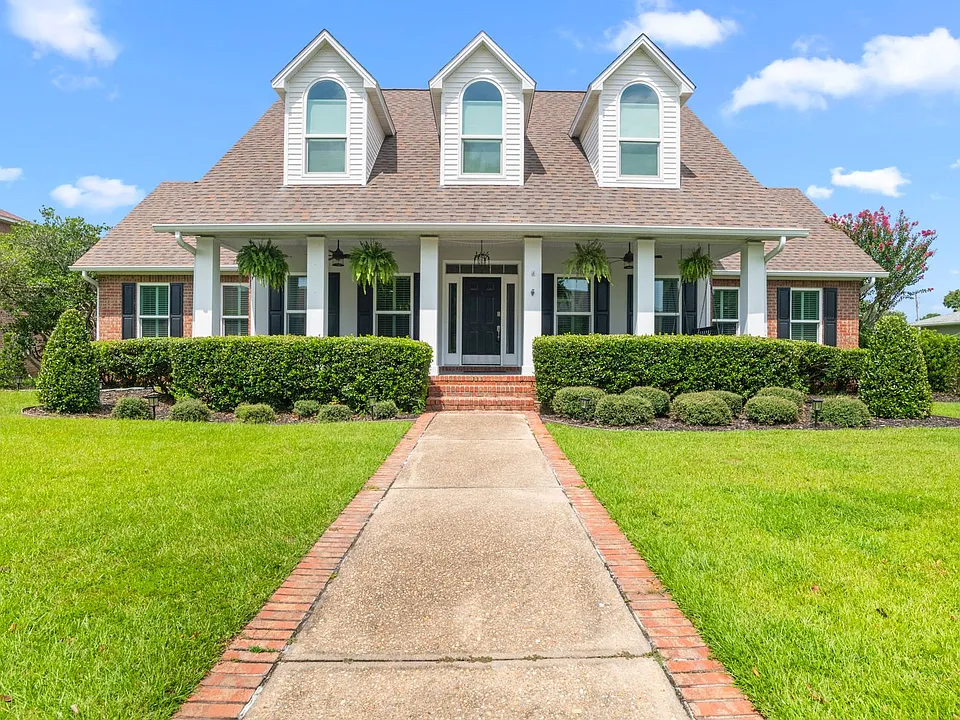3116 Brittany Pl