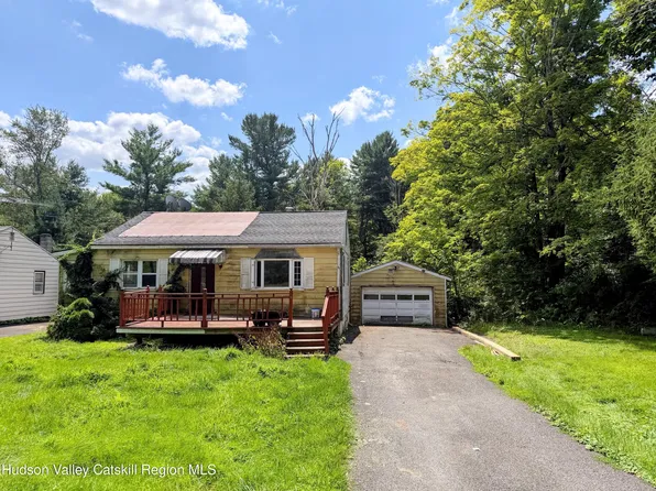 28 Green Acres Road, Craryville, NY 12521