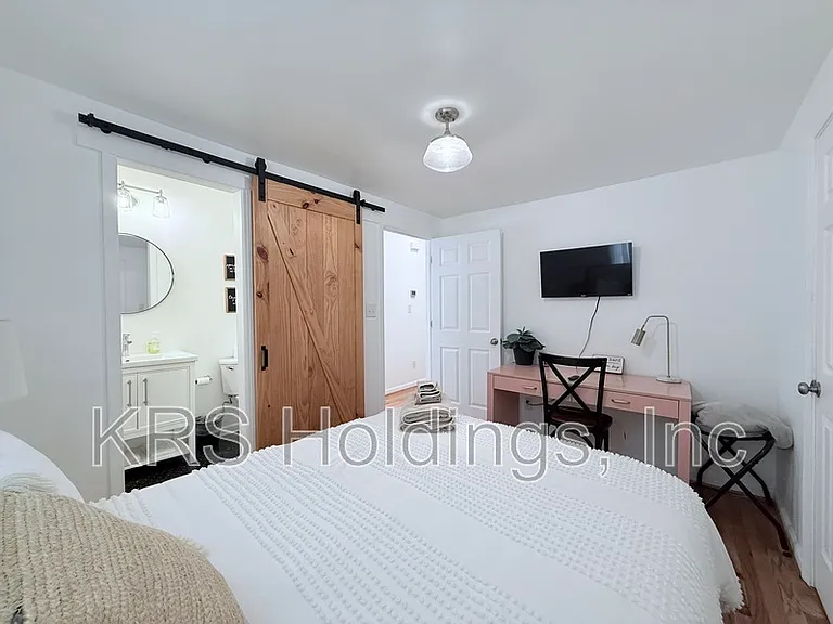 617 E Cabarrus St — Photo 9