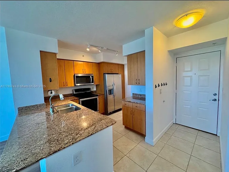 1830 Radius Dr #910 — Photo 3