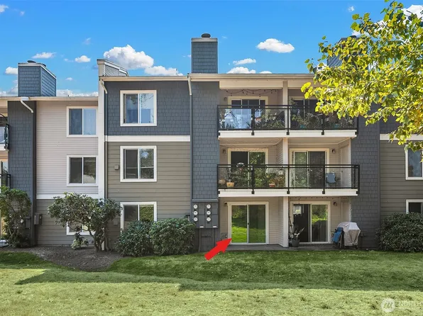 10838 E Riverside Drive #C102, Bothell, WA 98011