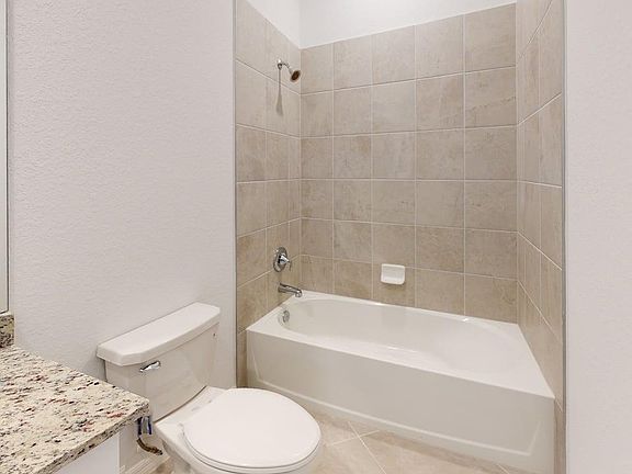4th image of 1548 Saddlewood Cir