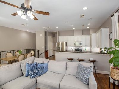 902 W 23rd St UNIT J, Houston, TX, 77008