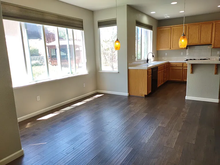 5069 Wilmont Ct — Photo 8