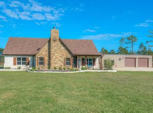 1073 Jones Rd, New Waverly, TX 77358