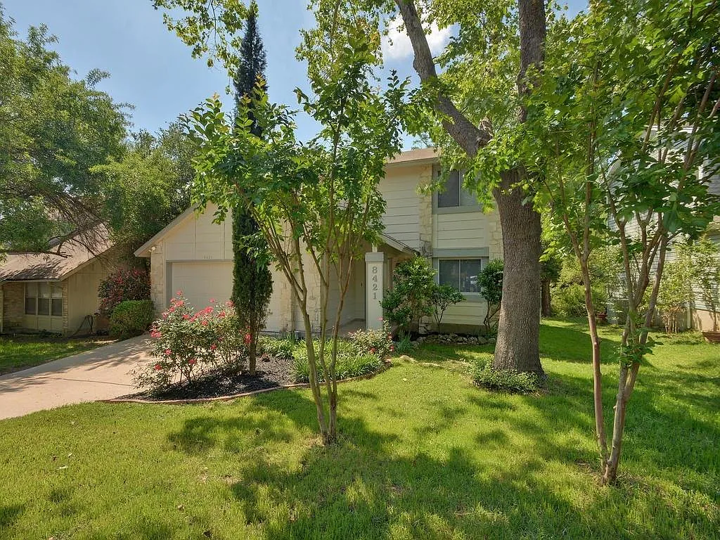 3 bed, 2.5 bath, 1478 sqft, $2,245 — Photo 1