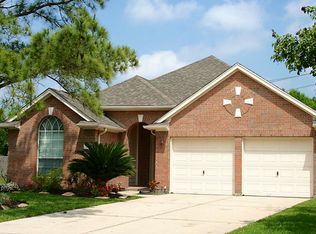 11039 Redhaven Ct, Houston, TX 77065