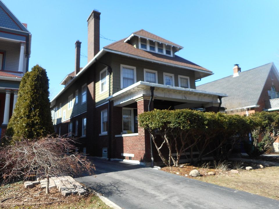 1st image of 504 Richmond Ave #1