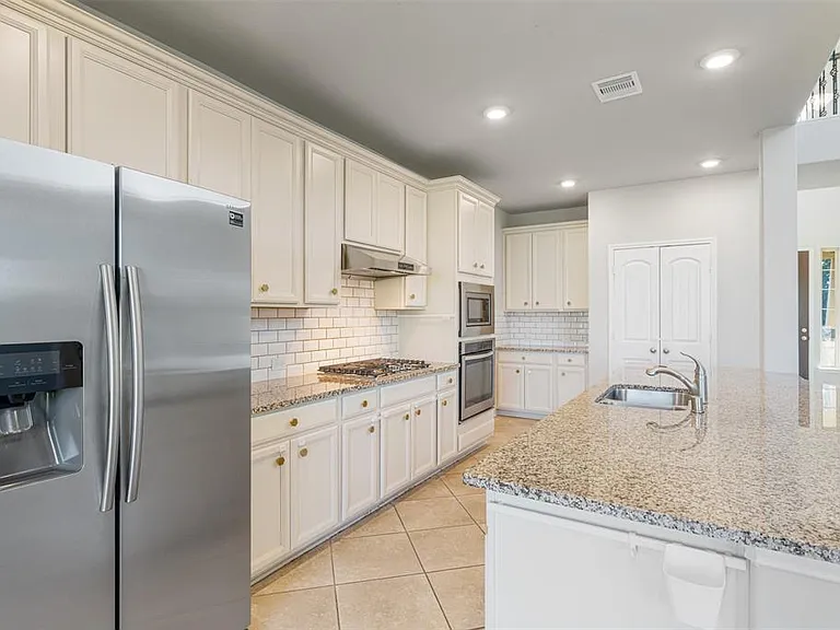 8835 Japonica Dr — Photo 31