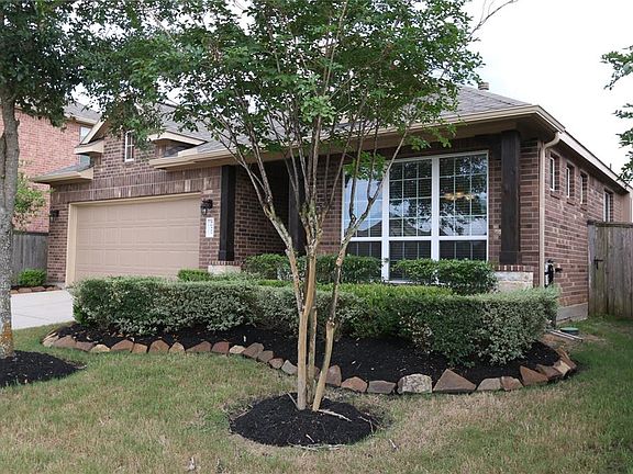 3rd image of 26327 Cedar Pine Dr