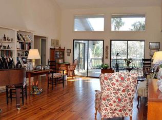 47 Willow Oak Rd W, Hilton Head Island, SC 29928