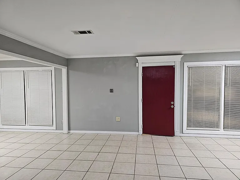 4548 Schillinger Rd S — Photo 33