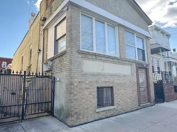 (undisclosed Address), Corona, NY 11368