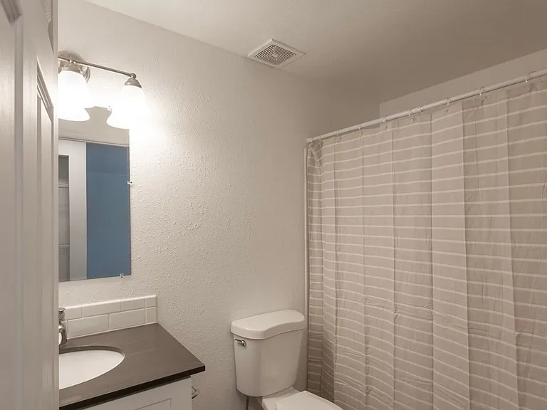 Campus View Apartments near EWU! — Photo 18