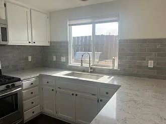 1915 La Jolla Ct — Photo 3