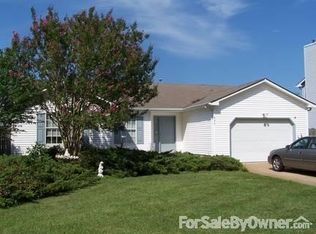 824 Dwyer Rd, Virginia Beach, VA 23454