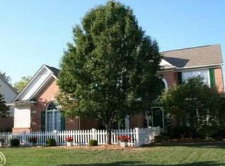 16894 Abby Cir, Northville, MI 48168