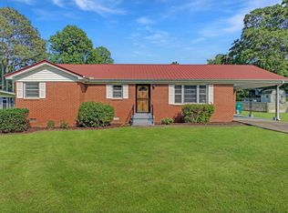 1744 Campbell St, Jackson, TN 38305