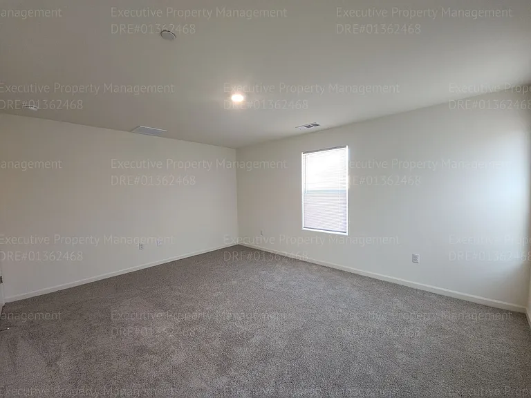 8921 Kemi St — Photo 22