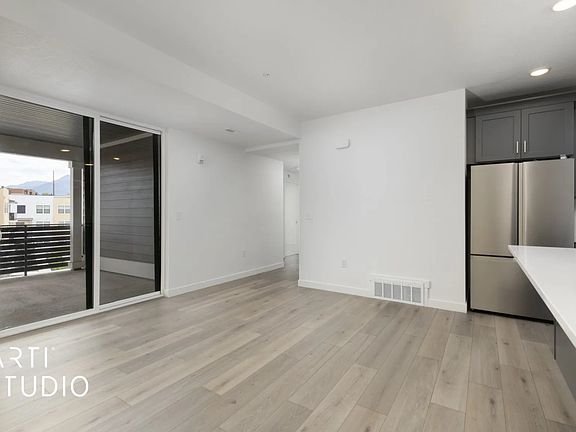 5th image of 8342 S Sky Mirror Ln #304