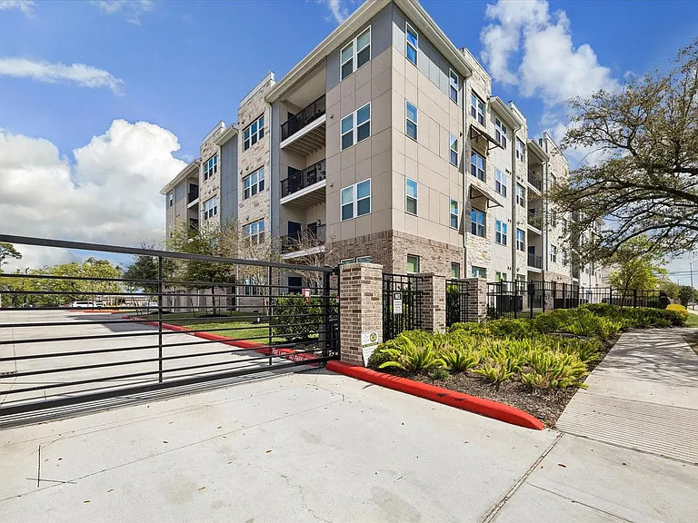 6804 Westview Dr #2307 — Photo 34
