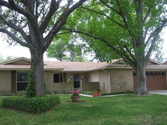 4th image of 1623 Driftwood Dr