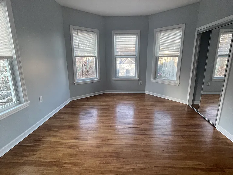 9 Townsend St #3 — Photo 1