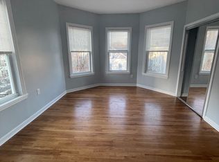 9 Townsend St APT 3, Worcester, MA 01609