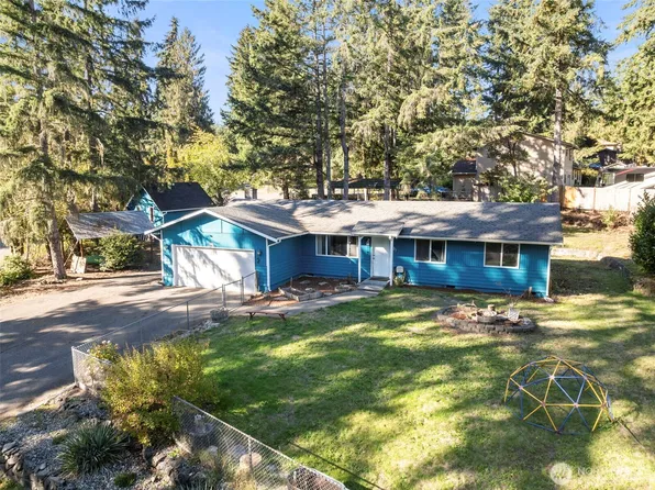 31 NE Rainbow Place S, Belfair, WA 98528