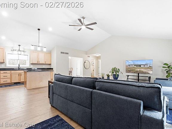 4th image of 21464 Clark Rd