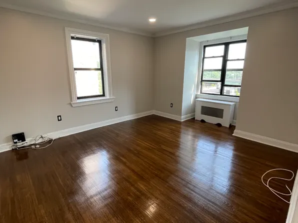 Fleetwood Holdings, 80 W Grand St APT D5, Mount Vernon, NY 10552