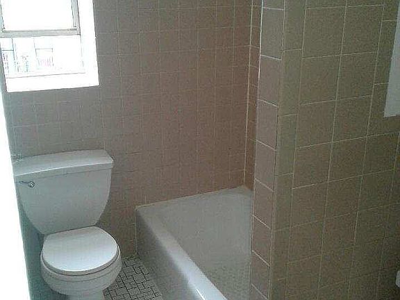 5th image of 2100 Beekman Pl APT 5J