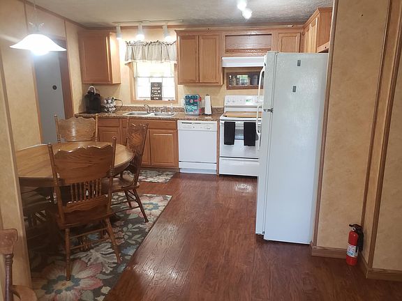 2nd image of 37935 Green Up Ln