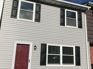 8612 Colston Ct, Marshall, VA 20115