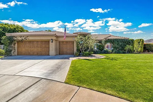 44605 Pala Cir Photo 1