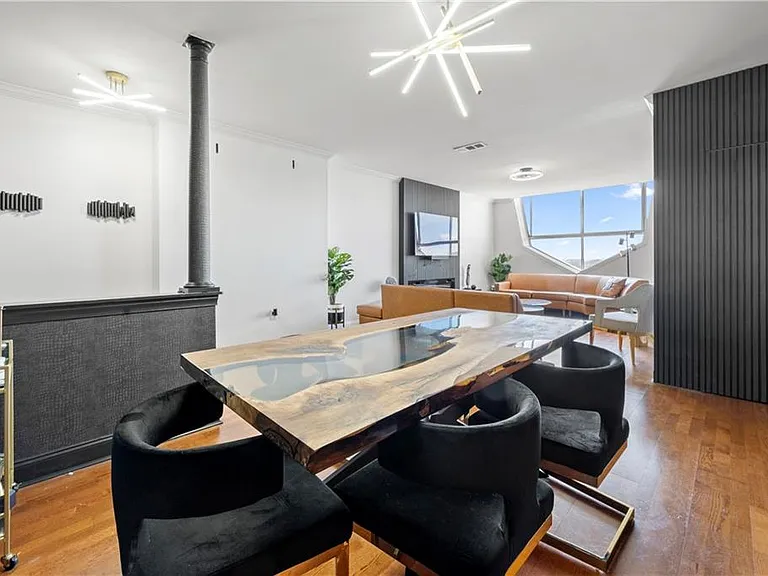 2479 Peachtree Rd NE #1801 — Photo 9